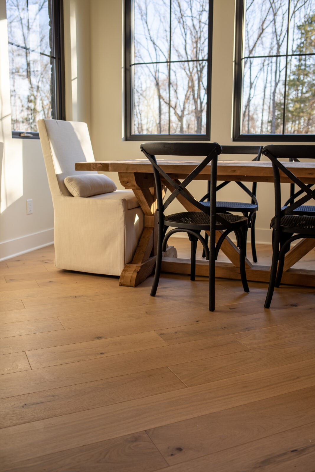 Hardwood floors in sitting room | Carpetland USA