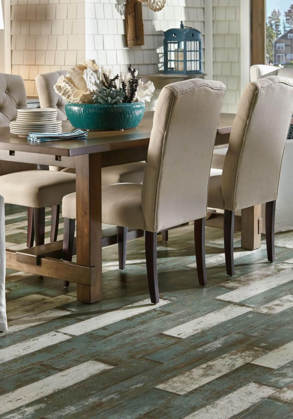 Laminate floors in dining room | Carpetland USA