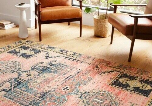 Area rug on hardwood floor | Carpetland USA